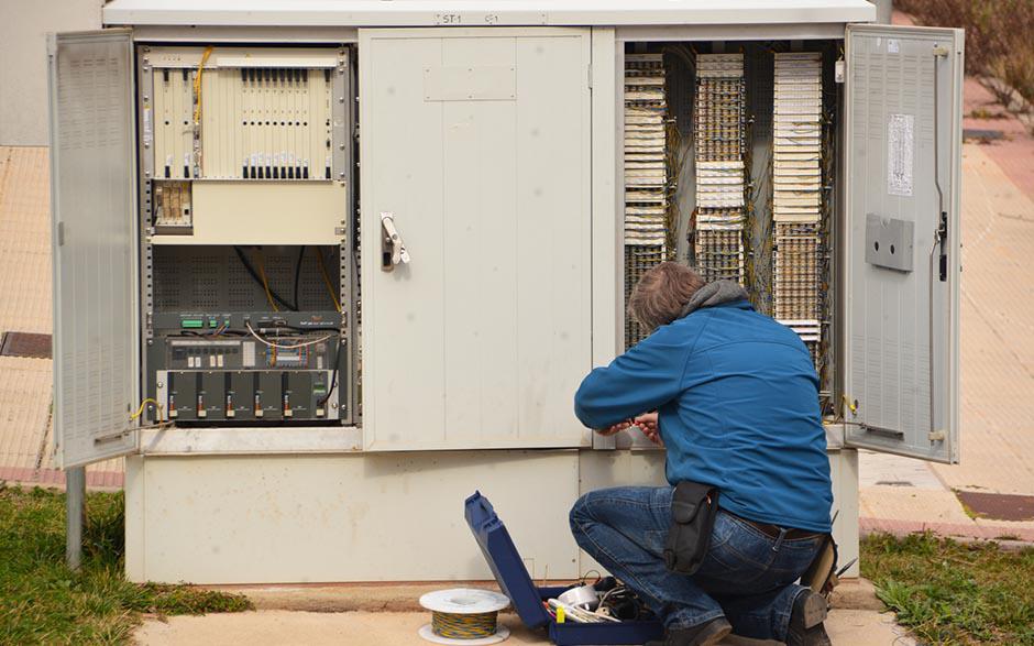 taux horaire électricien Courcouronnes