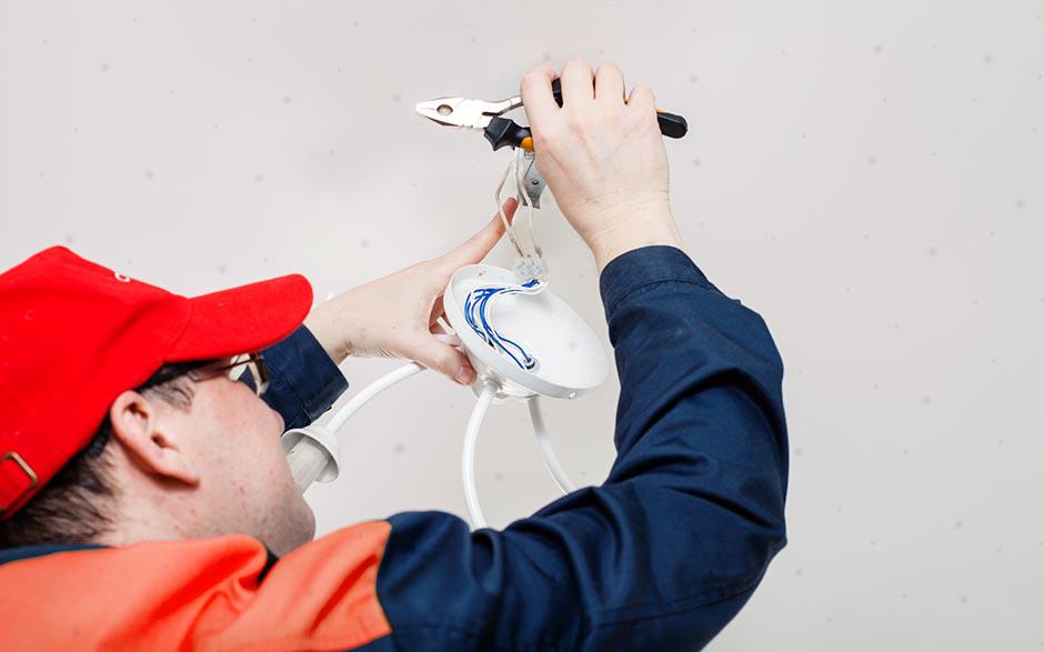 tarif horaire d'un électricien Maisons-Alfort